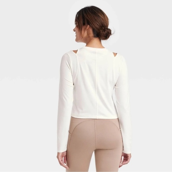 Women's Long Sleeve Cropped Top - All in Motion - Cream Size XL - Picture 3 of 9